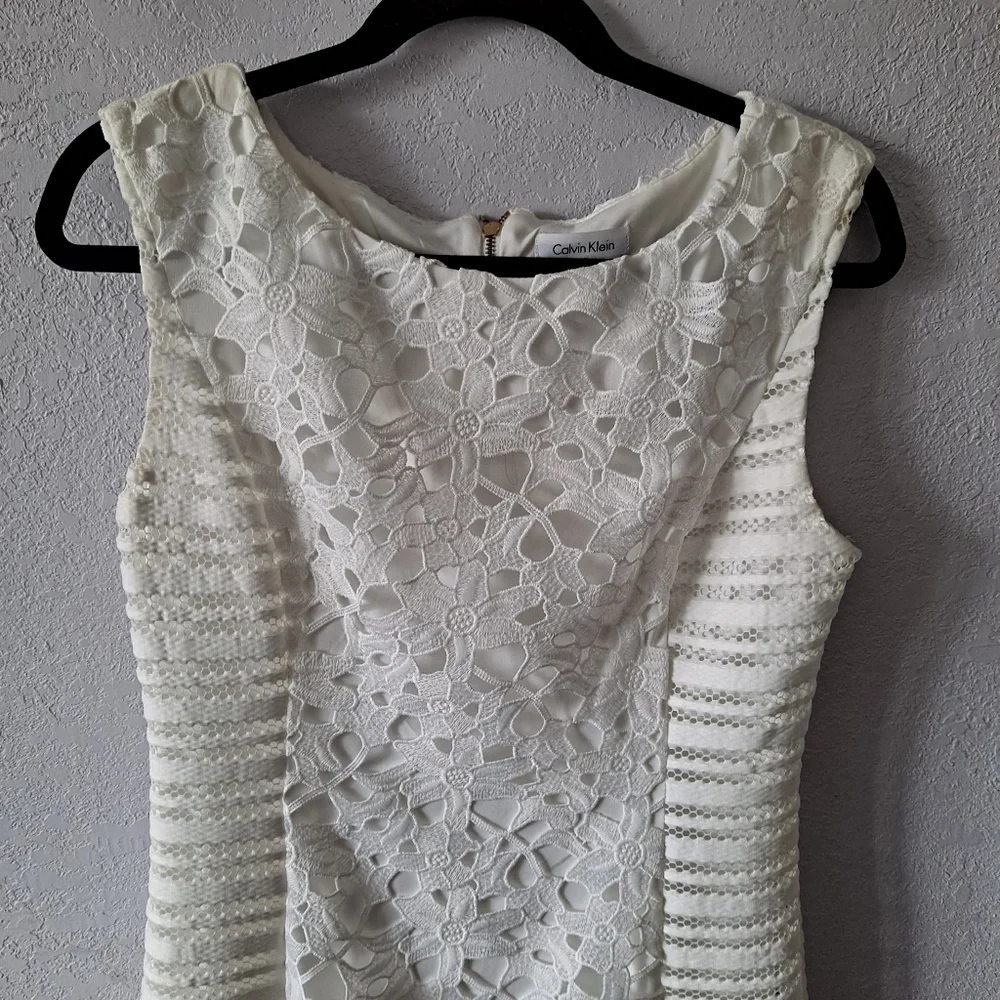 Calvin Klein White Floral Lace Dress - Picture 2 of 8